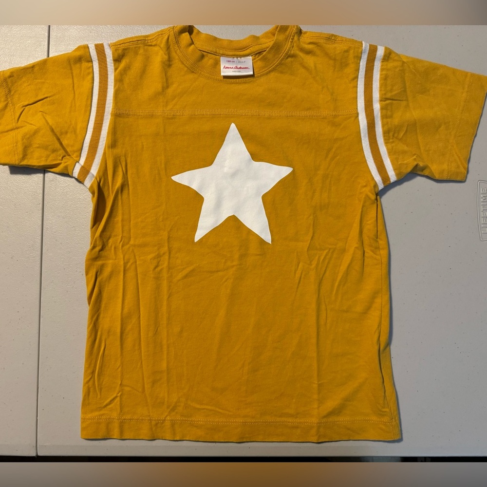GUC 6-7 (120 cm) Boys Hanna Andersson tee in mustard